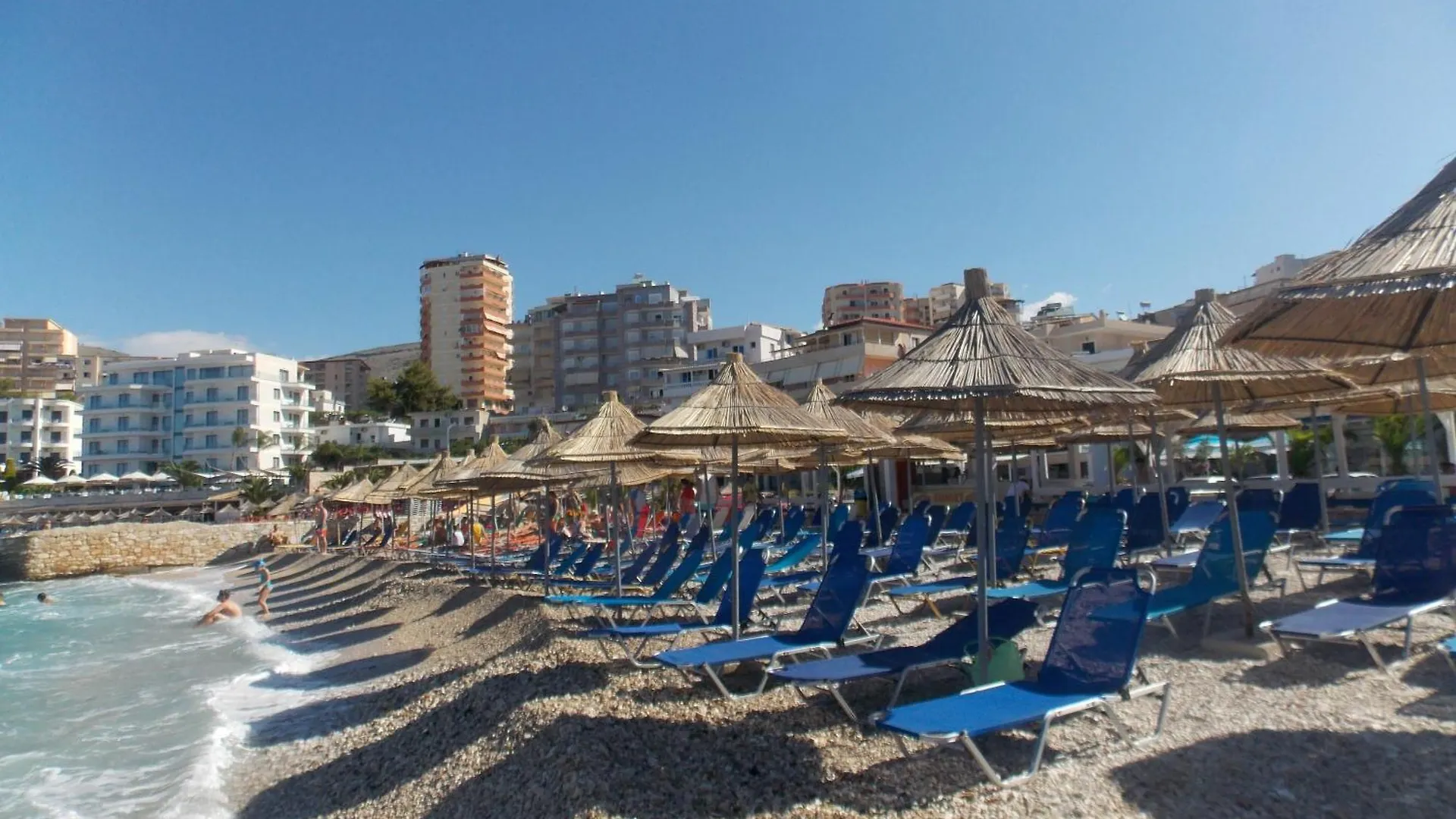 Värdshus Sunset Suites Sarandë